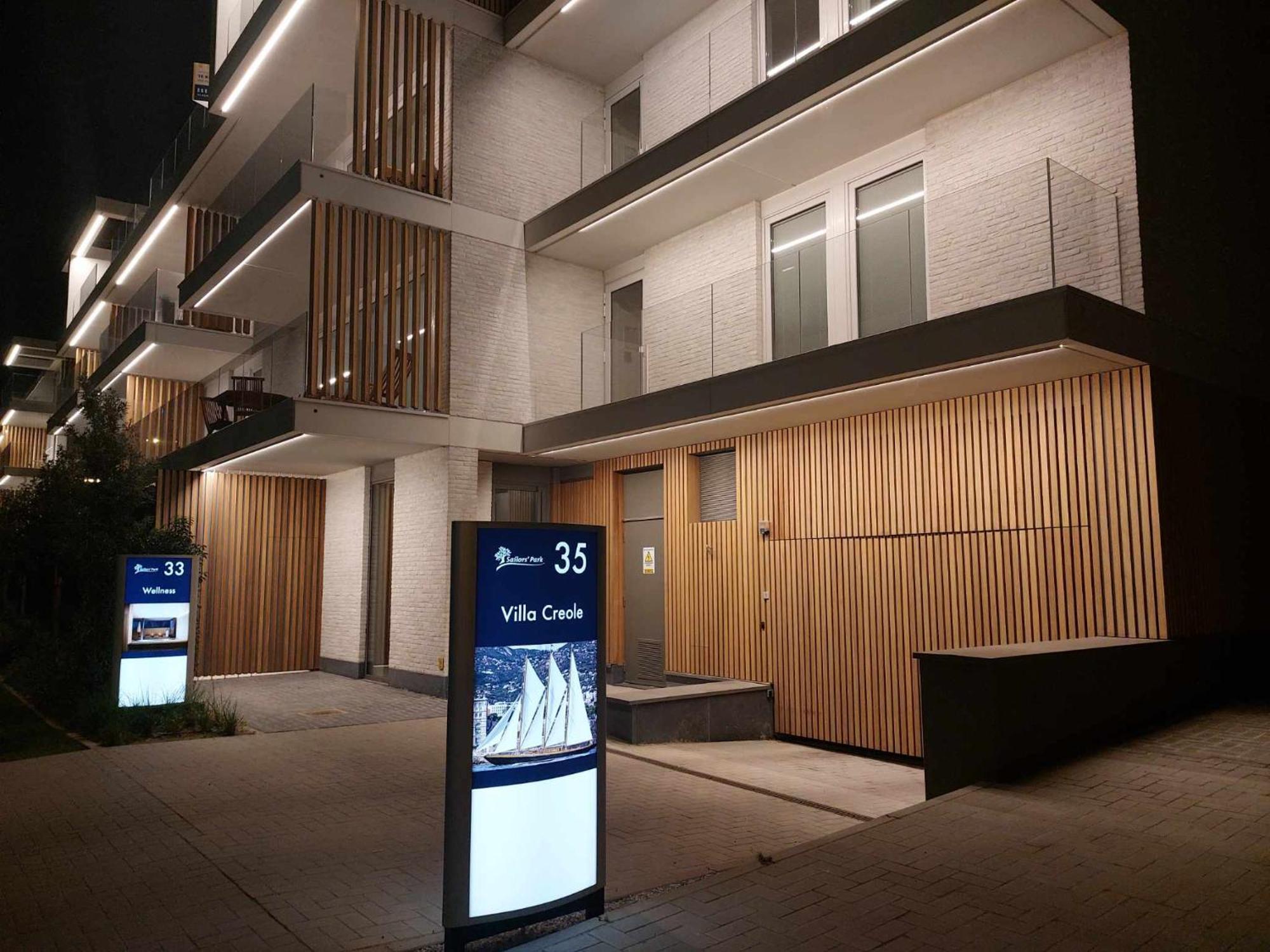 Villa Creole 0308 Luxe Appartement Met Verwarmd Zwembad Nieuwpoort Jachthaven エクステリア 写真